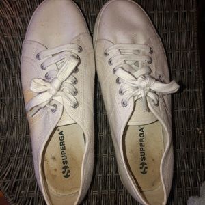 SUPERGA CLASSICS BARELY WORN TWICE